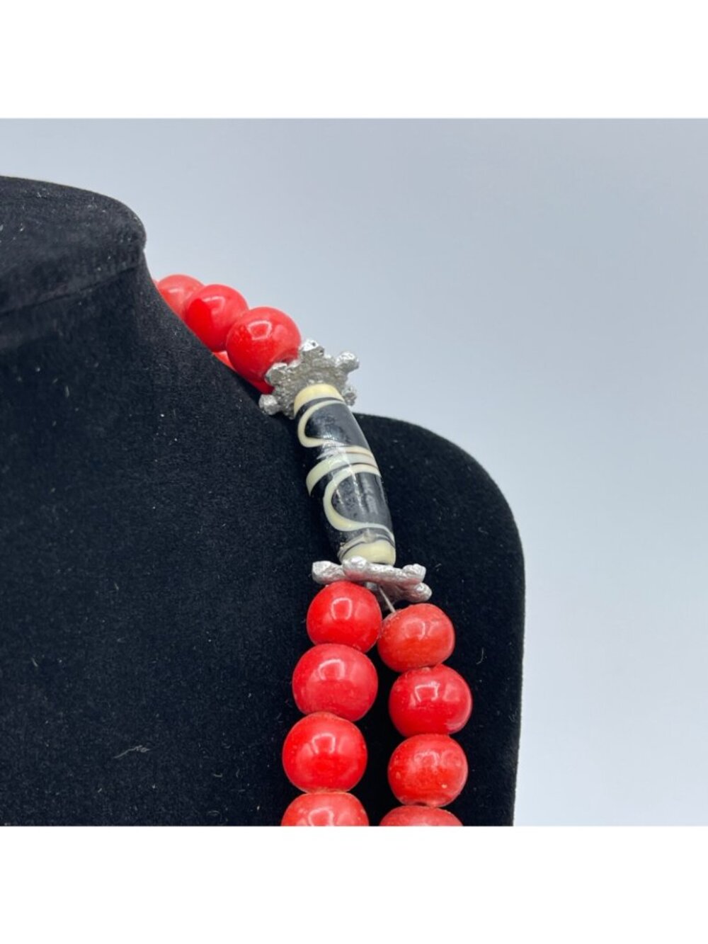 Tibetan Necklace Sherpa Butterscotch Amber and "Coral" Wound Beads RARE Vintage - Picture 7 of 12